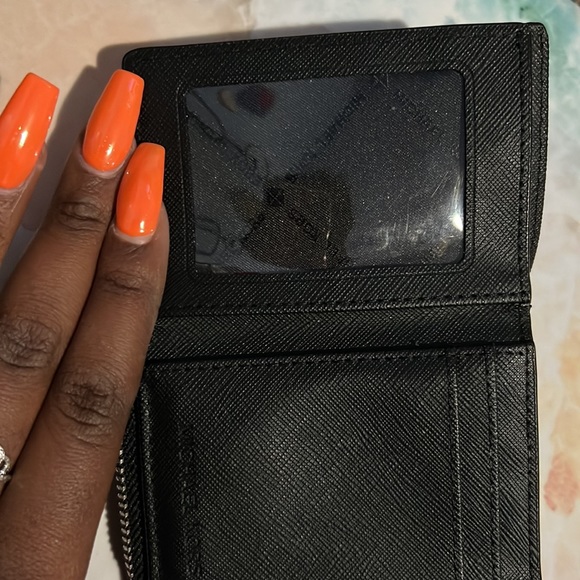 MICHAEL KORS black leather mini wallet 🖤 - Picture 6 of 7
